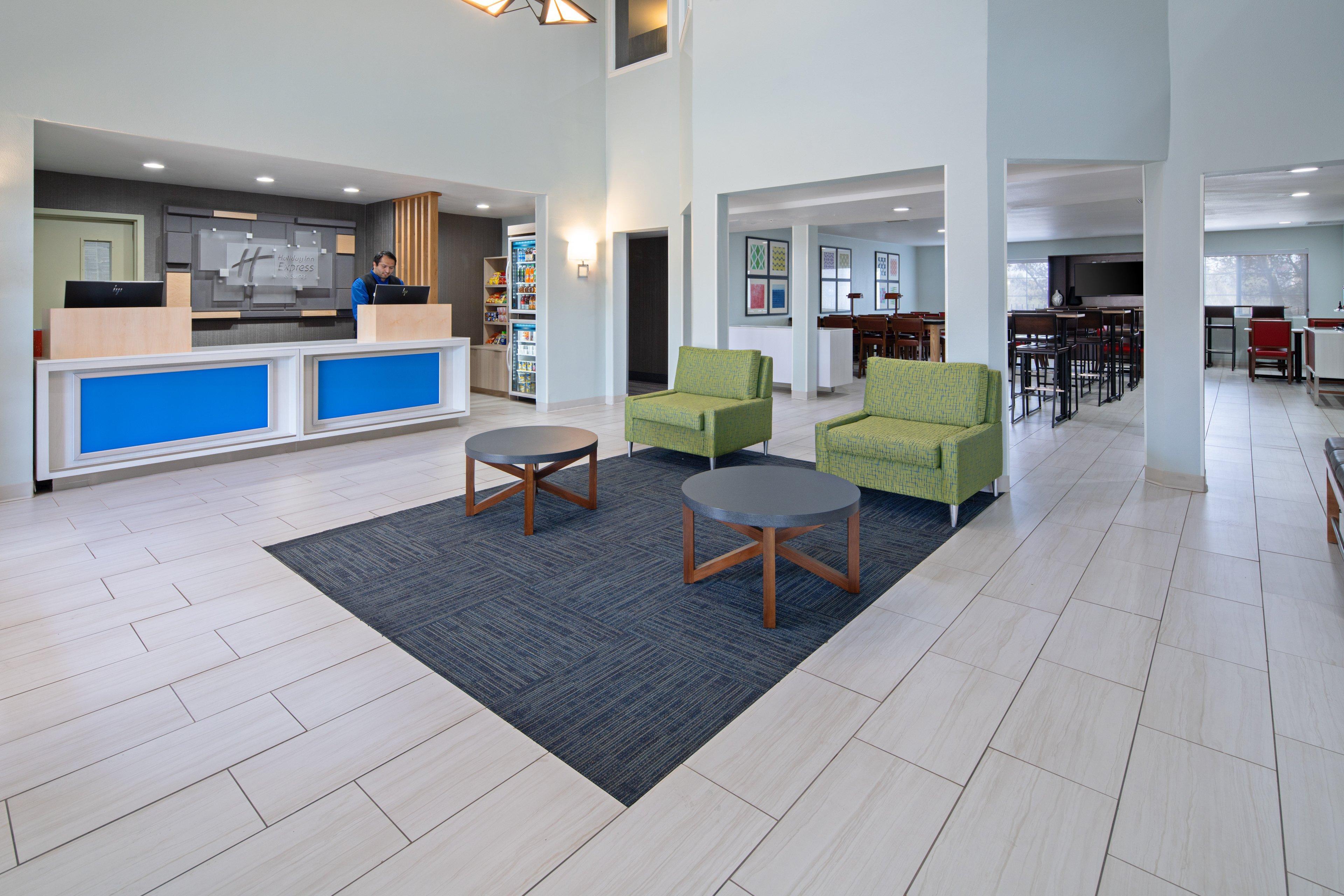 Holiday Inn Express & Suites Watsonville By Ihg Exteriör bild