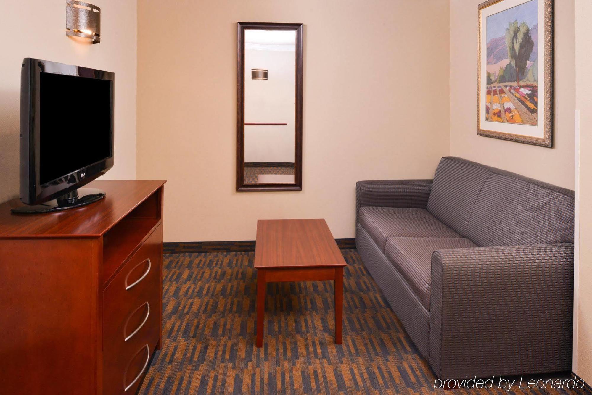 Holiday Inn Express & Suites Watsonville By Ihg Exteriör bild